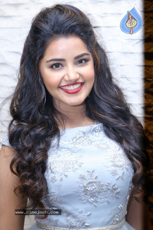 Anupama Parameswaran Stills - 18 / 36 photos