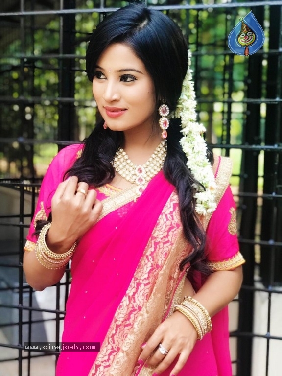 Anusha Rai Latest Photos - 24 / 72 photos