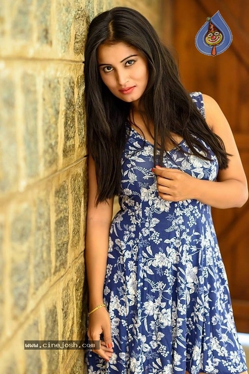 Anusha Rai Latest Photoshoot - 30 / 35 photos