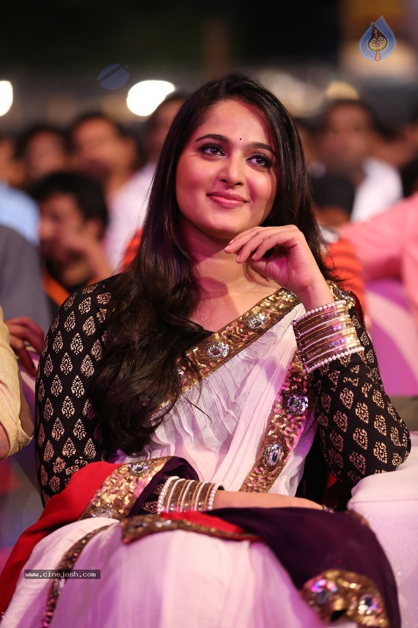 Anushka at Baahubali Audio Launch - 23 / 23 photos