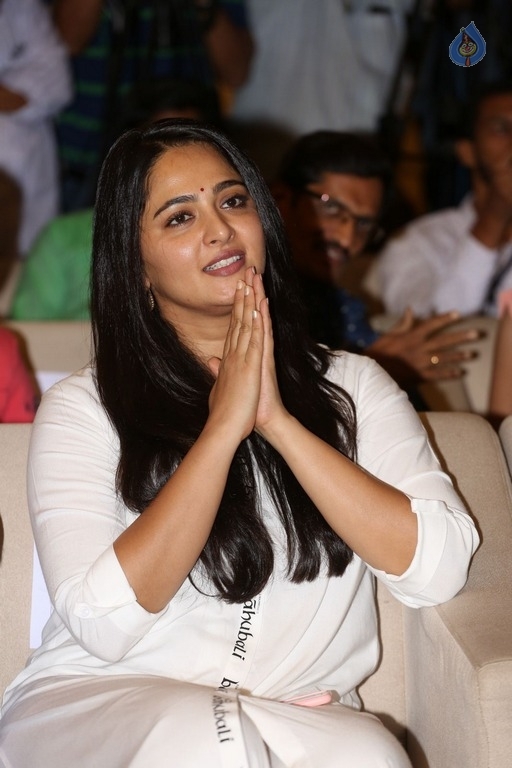 Anushka at Baahubali Press Meet - 26 / 42 photos