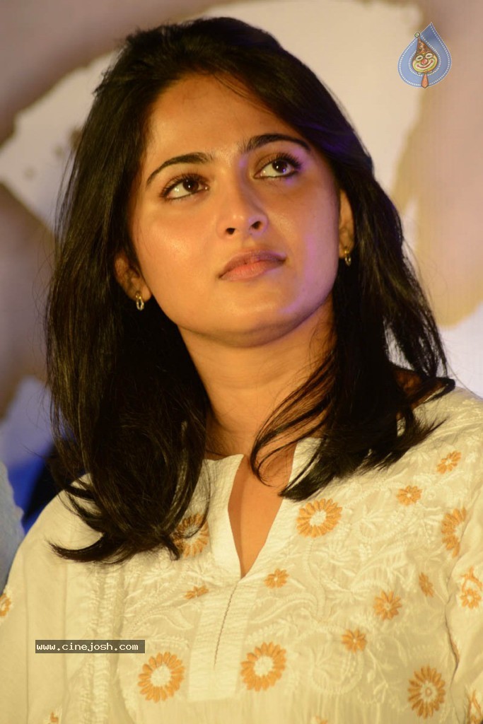 Anushka at Mirchi Movie Success Meet - 27 / 47 photos