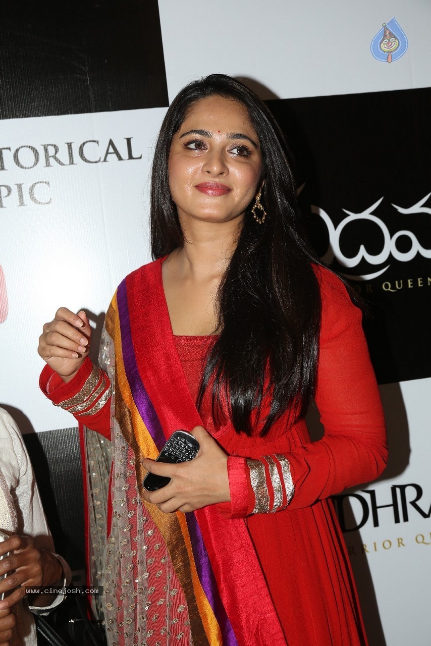 Anushka at Rudramadevi Trailer Launch - 49 / 64 photos