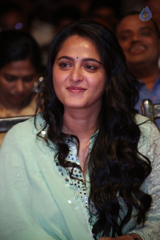 Anushka at Show Time Audio Launch - 26 / 42 photos