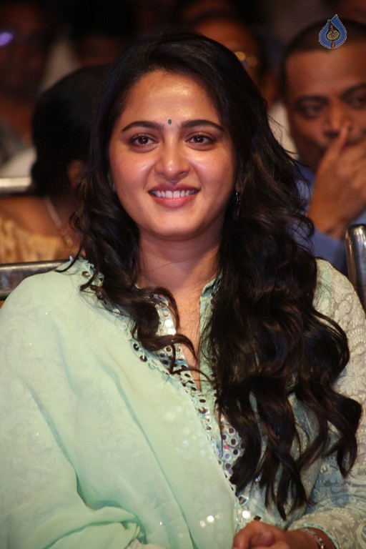 Anushka at Show Time Audio Launch - 27 / 42 photos