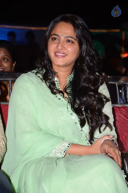 Anushka at Show Time Audio Launch - 28 / 42 photos