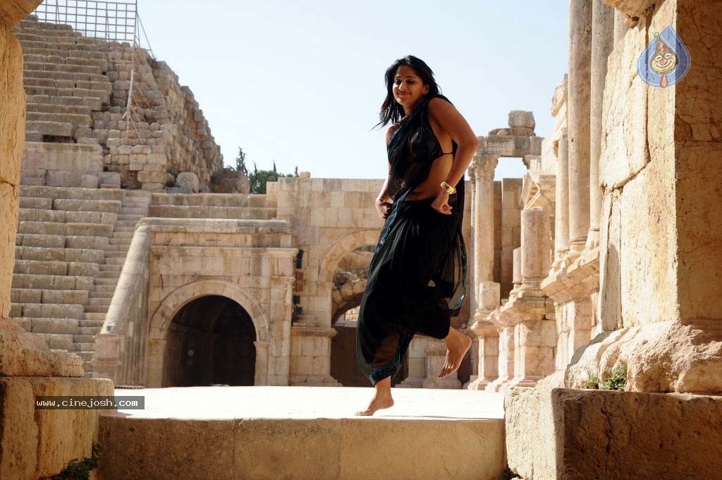 Anushka High Resolution Stills - 84 / 99 photos