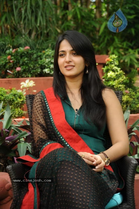 Anushka Latest Photos - 20 / 44 photos