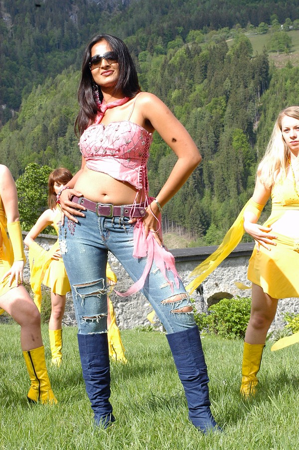 Anushka - 5 / 146 photos