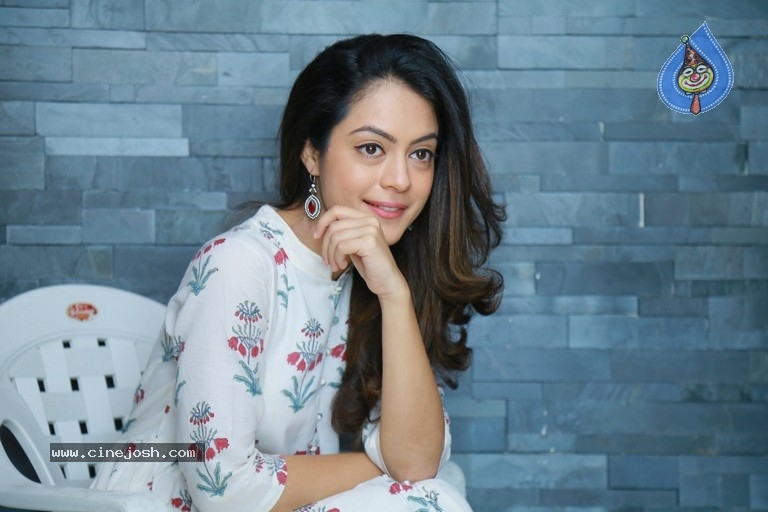 Anya Singh Interview Photos - 20 / 21 photos