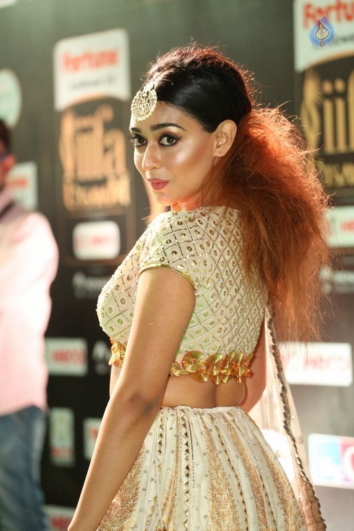Apoorva at IIFA 2017 - 4 / 42 photos