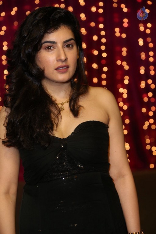 Archana at Zee Telugu Apsara Awards - 12 / 21 photos