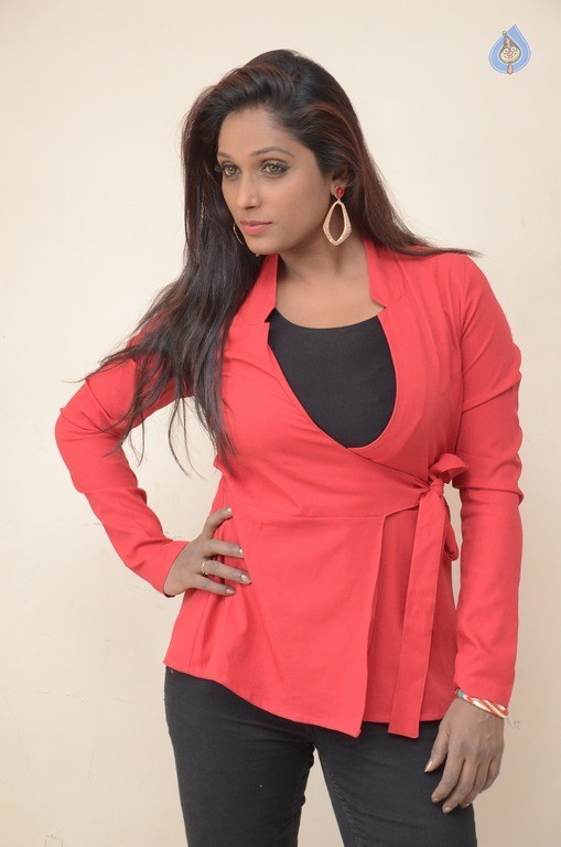 Archana Choudhary New Photos - 4 / 21 photos