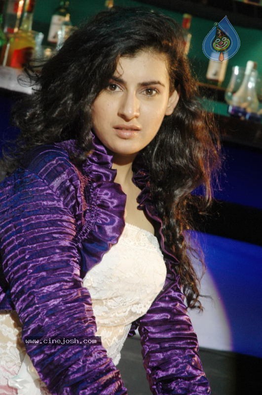 Archana Hot Stills - 56 / 59 photos