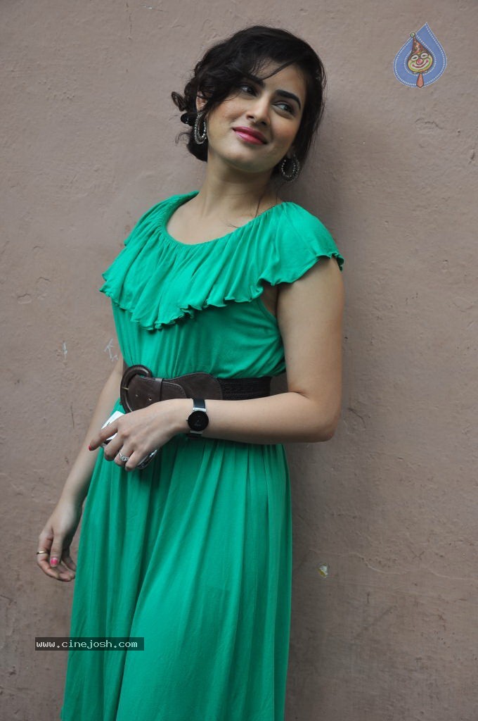 Archana Latest Stills - 18 / 31 photos