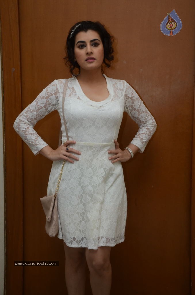 Archana New Hot Stills - 83 / 95 photos