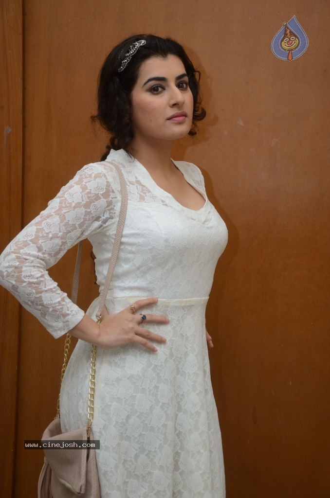 Archana New Hot Stills - 86 / 95 photos