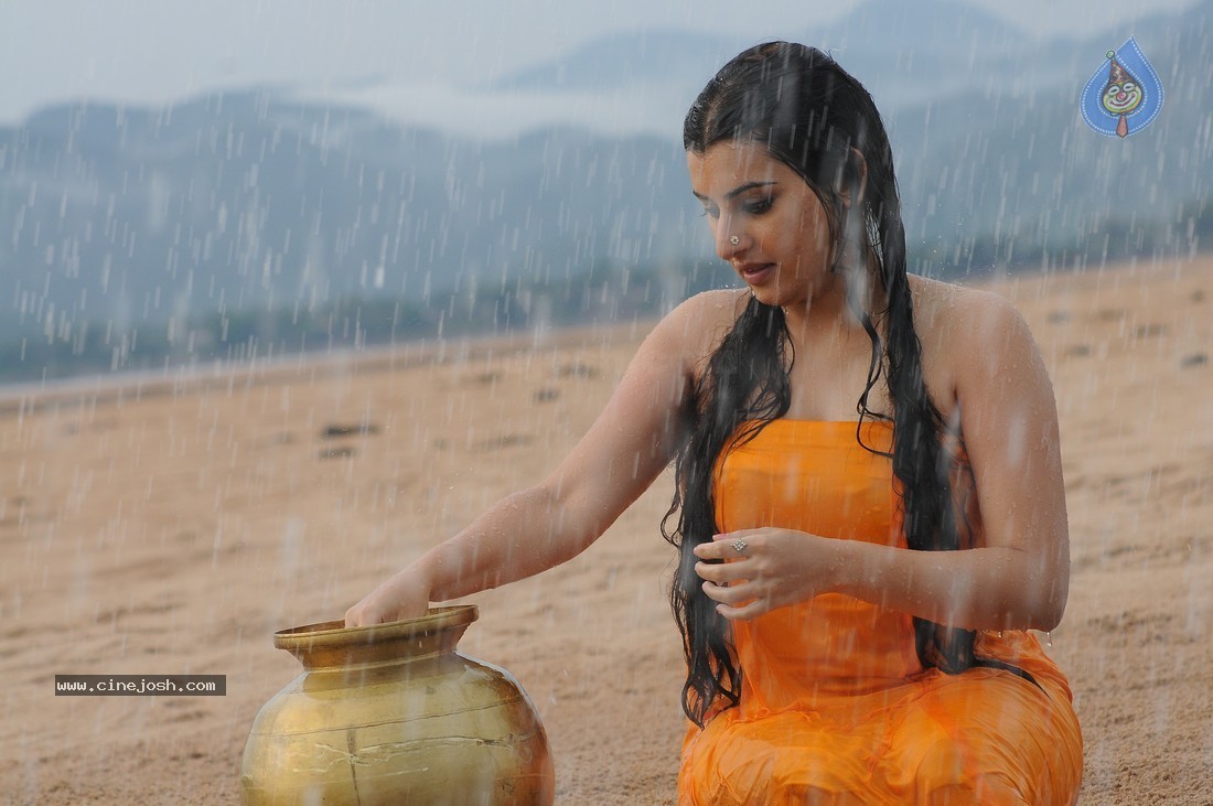 Archana New Spicy Stills - 43 / 65 photos