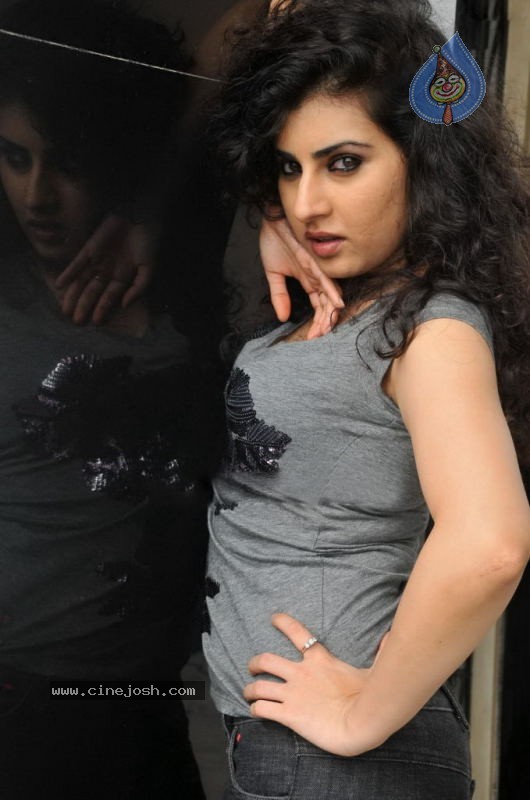 Archana Photos - 20 / 25 photos