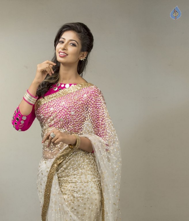 Archana Ravi Photos - 1 / 9 photos