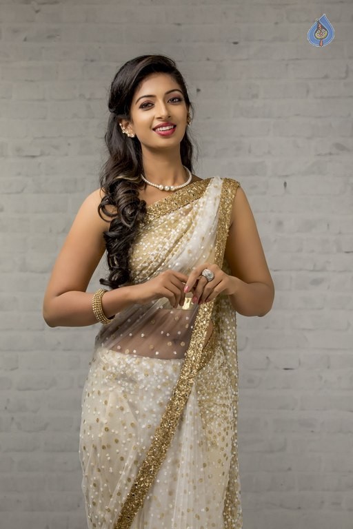 Archana Ravi Photos - 2 / 9 photos