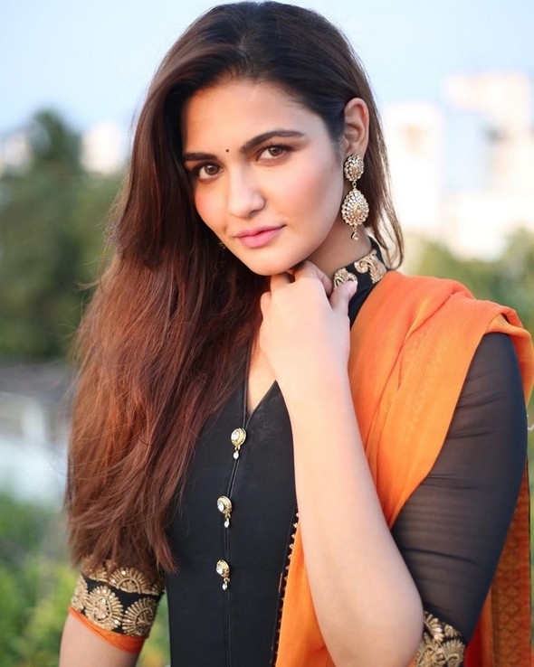 Arthi Venkatesh Photos - 8 / 15 photos