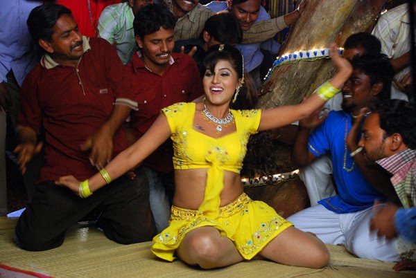 Arthi Puri - 23 / 33 photos