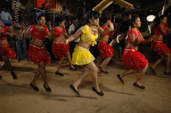 Arthi Puri - 29 / 33 photos