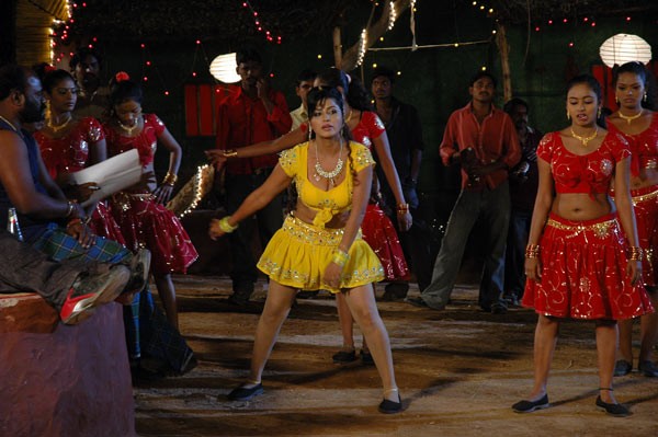 Arthi Puri - 30 / 33 photos