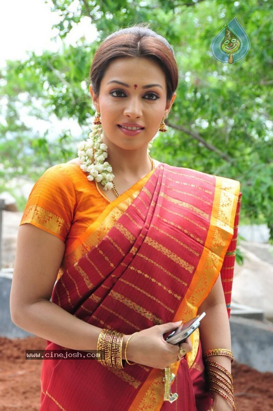Mayuri Stills - 27 / 36 photos
