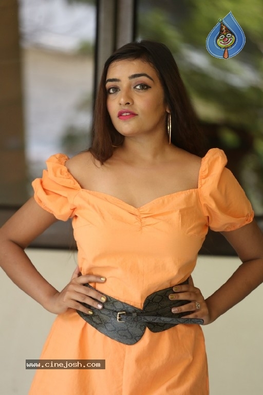 Ashi Roy Stills - 5 / 21 photos