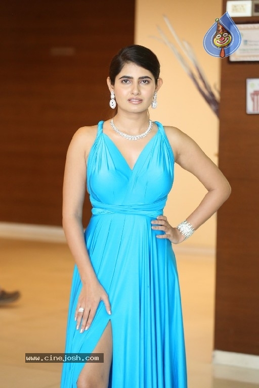 Ashima Narwal Stills - 20 / 21 photos