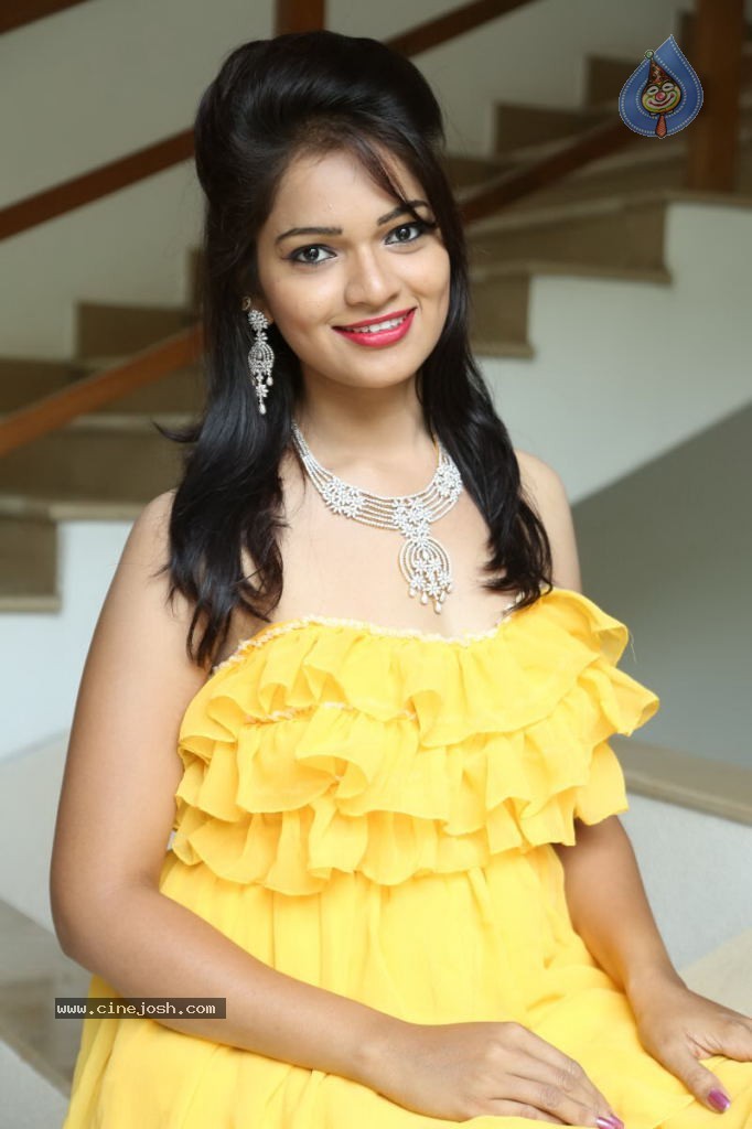 Ashwini Latest Hot Stills - 18 / 151 photos