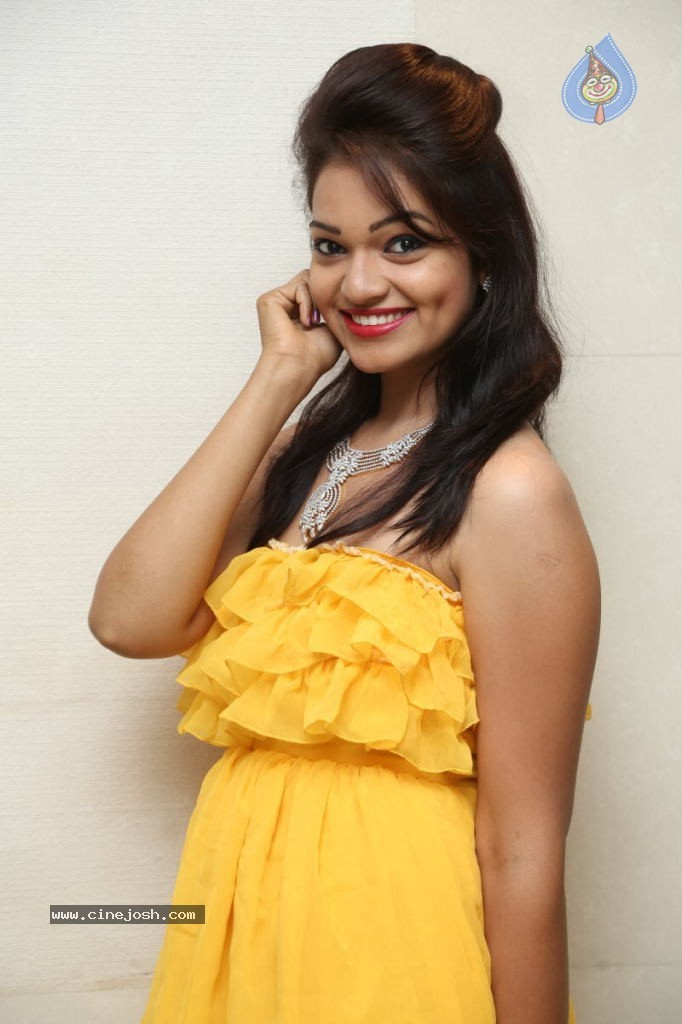 Ashwini Latest Hot Stills - 21 / 151 photos