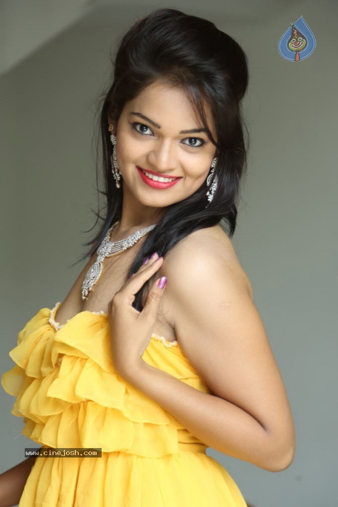 Ashwini Latest Hot Stills - 32 / 151 photos
