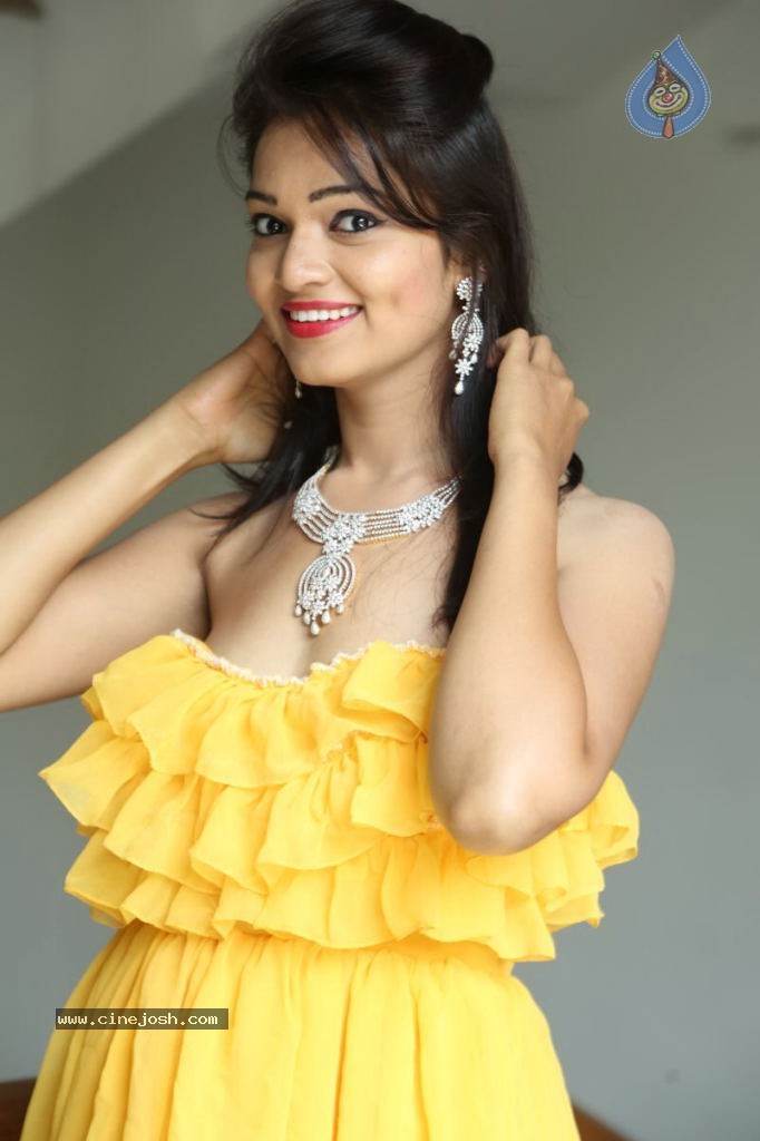 Ashwini Latest Hot Stills - 94 / 151 photos