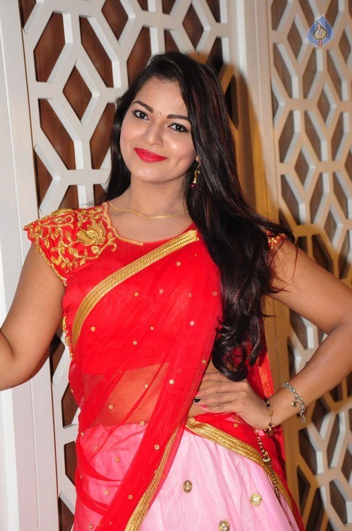 Ashwini New Gallery - 29 / 41 photos