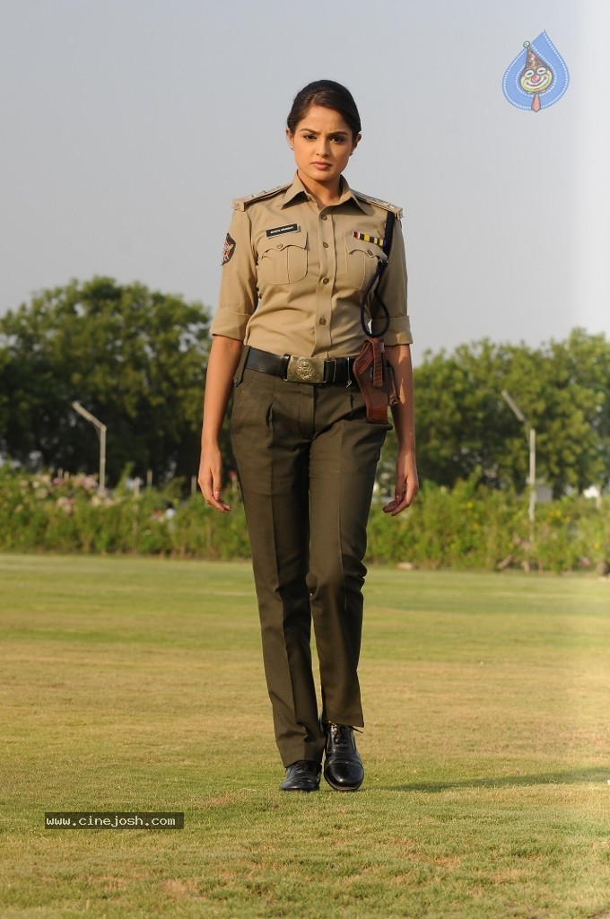 Asmita Sood Stills in Aa Aiduguru - 2 / 79 photos