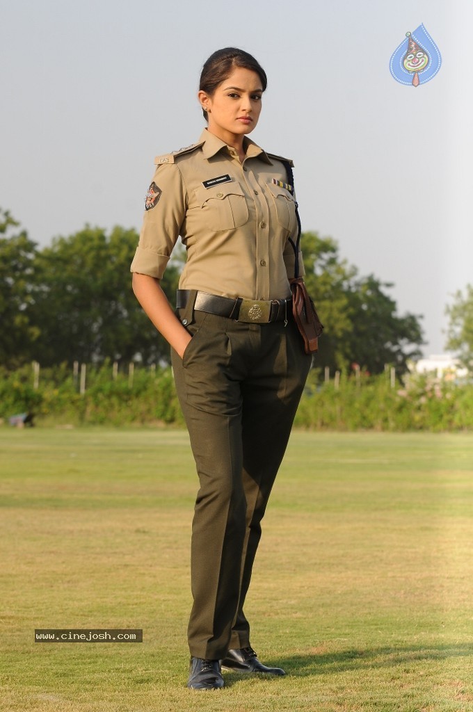 Asmita Sood Stills in Aa Aiduguru - 58 / 79 photos