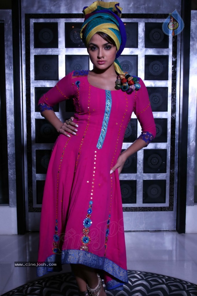 Asmitha Sood New Photos - 25 / 37 photos