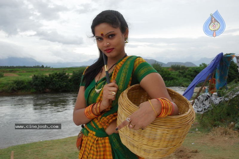 Asmitha Stills - 13 / 29 photos