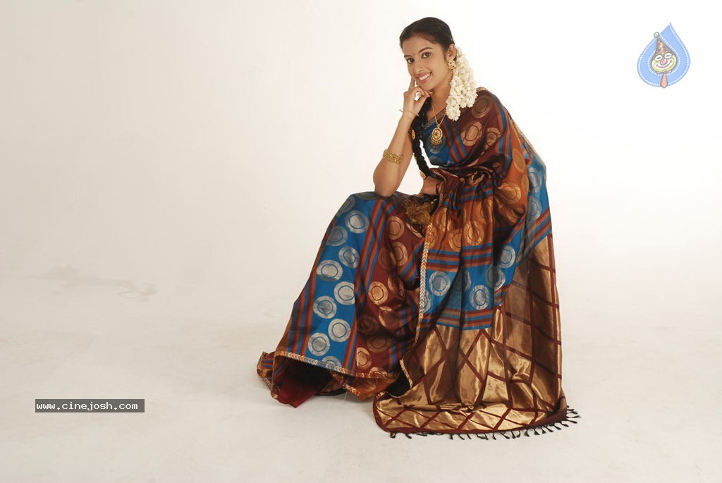 Aswathy Stills - 56 / 63 photos