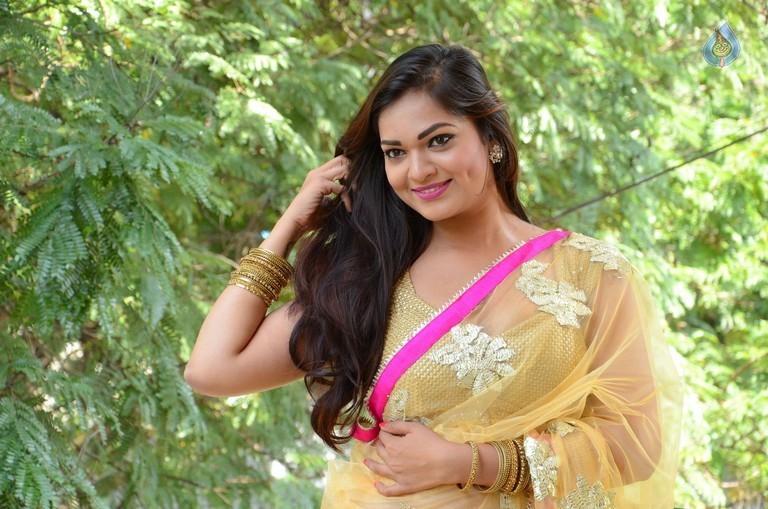 Aswini Latest Gallery - 20 / 41 photos