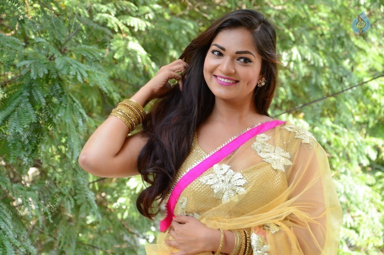 Aswini Latest Gallery - 32 / 41 photos