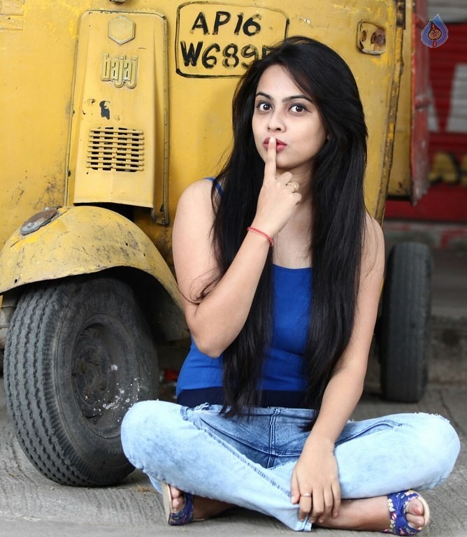 Athithi Das Latest Photos - 1 / 14 photos