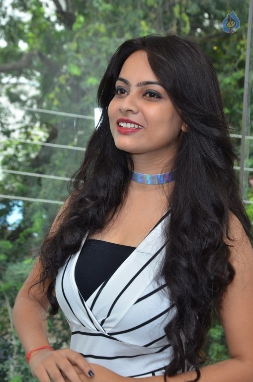 Athithi Das Latest Photos - 11 / 18 photos