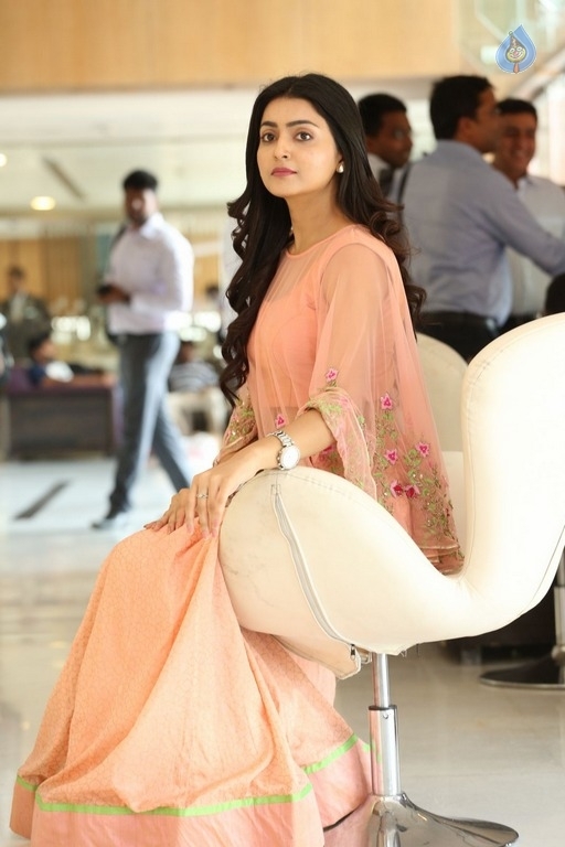 Avantika Mishra Latest Photos - 28 / 41 photos