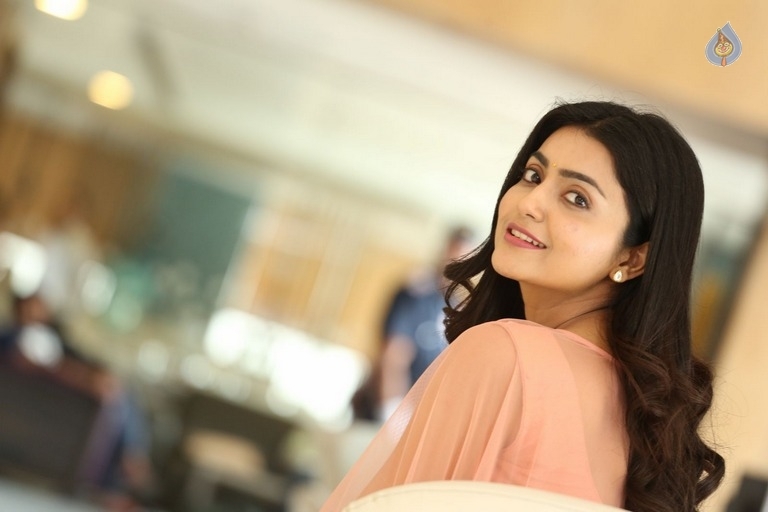 Avantika Mishra Latest Photos - 29 / 41 photos