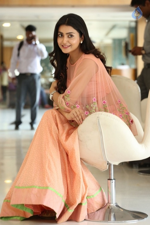 Avantika Mishra Latest Photos - 31 / 41 photos