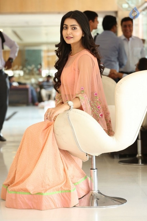 Avantika Mishra Latest Photos - 34 / 41 photos